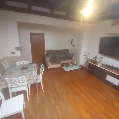 Pharos Vila Bari